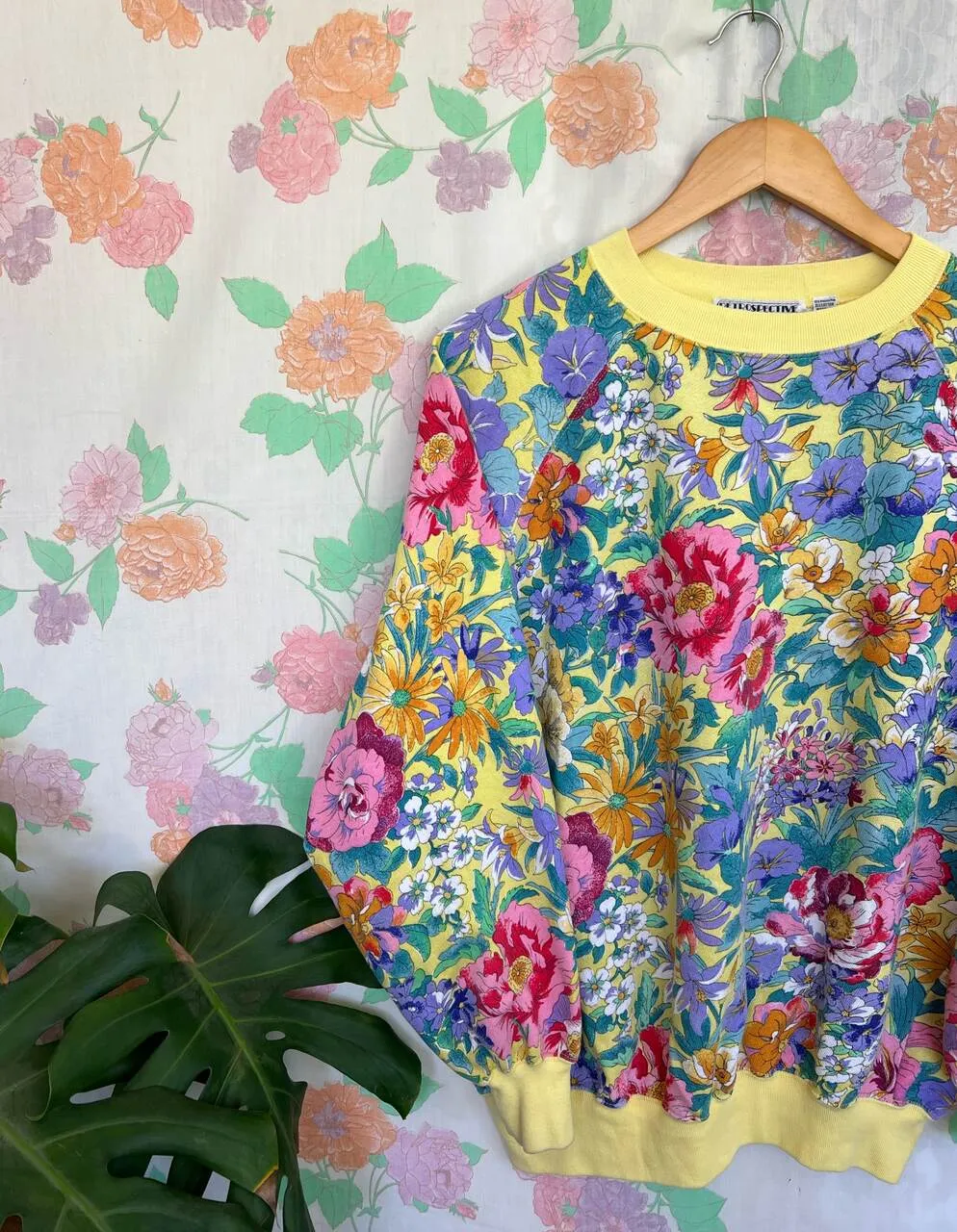 90's Yellow Flower Sweatshirt