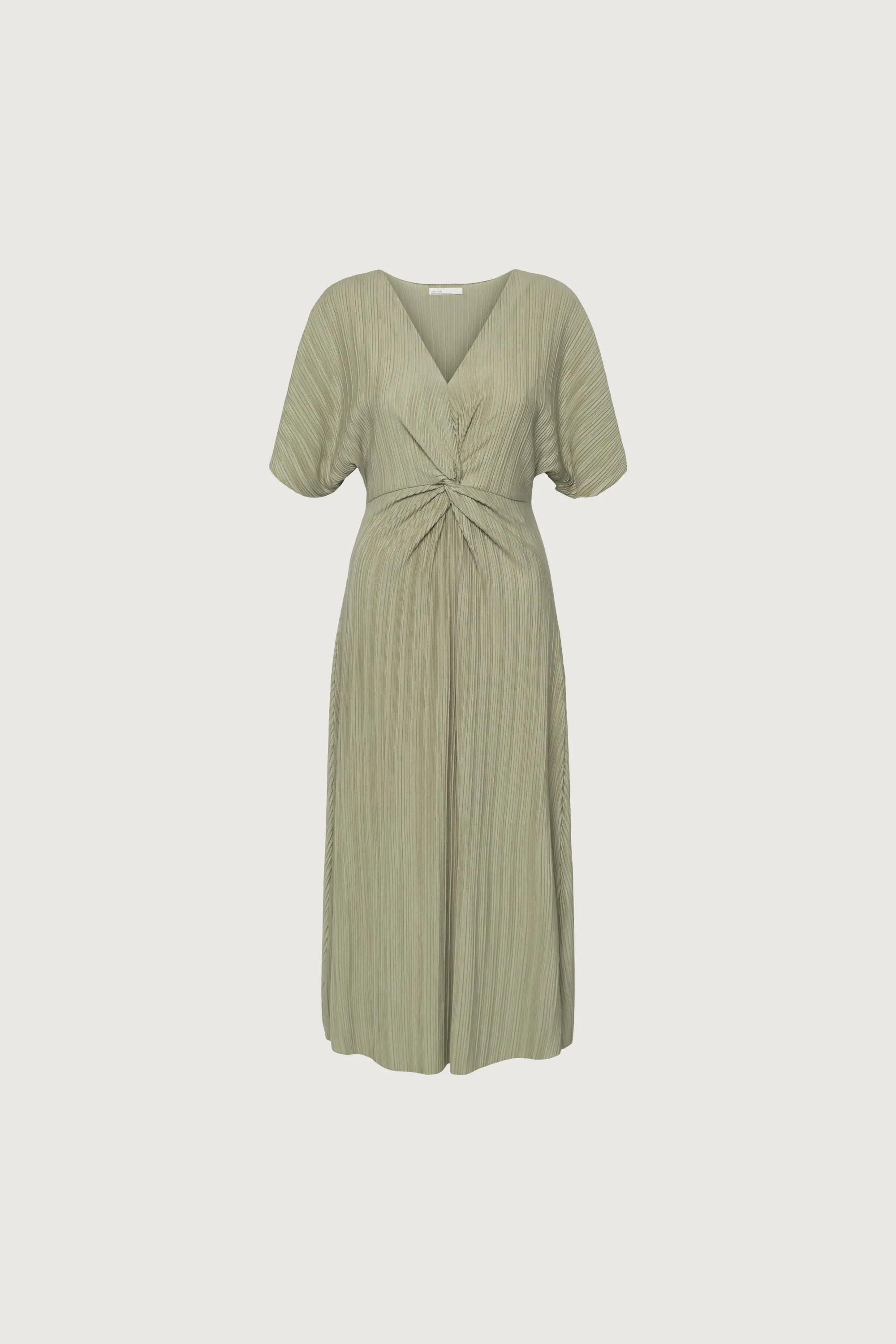 FRONT KNOT PLEATED MIDI DRESS