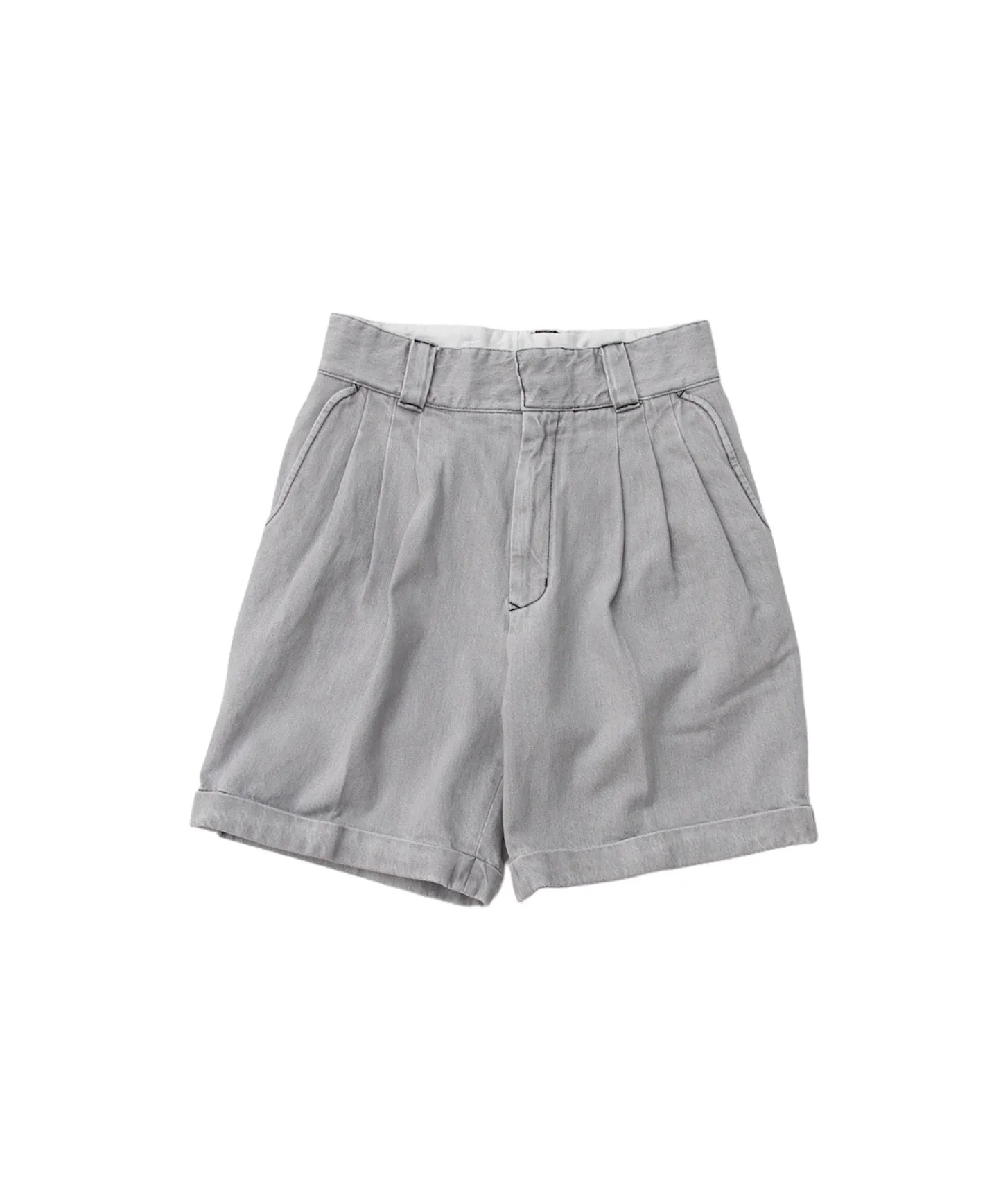 Three-tuck Wide Shorts "GRAY"