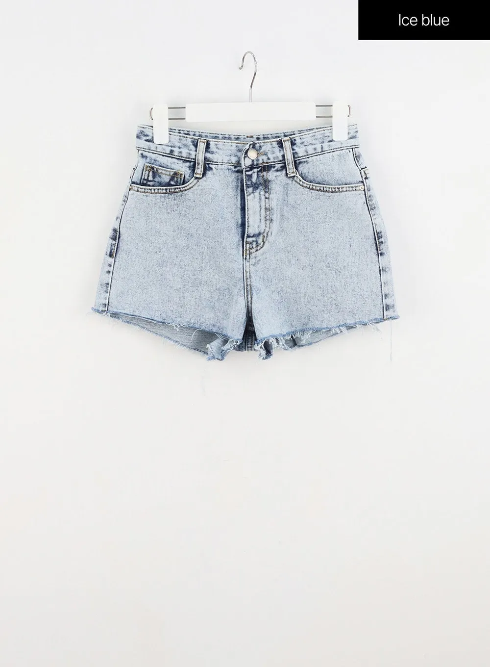 Wide Denim Shorts IU313